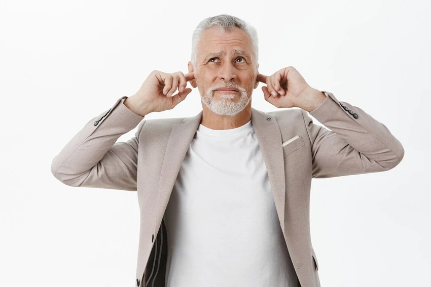 Tinnitus Neden Olur